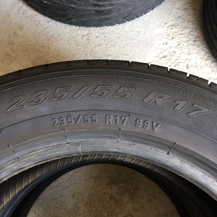 235/55/17 Pirelli 2бр. 4.5-5мм