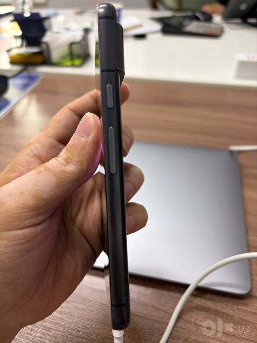 Продаётся pixel 8 8/128gb