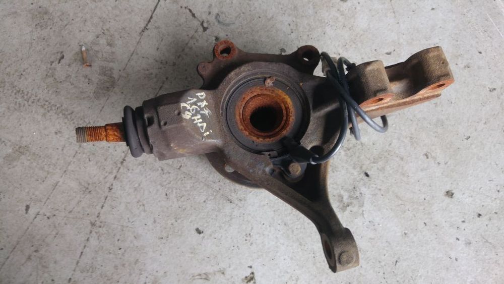 fuzeta dreapta fata citroen c4 1.6 hdi