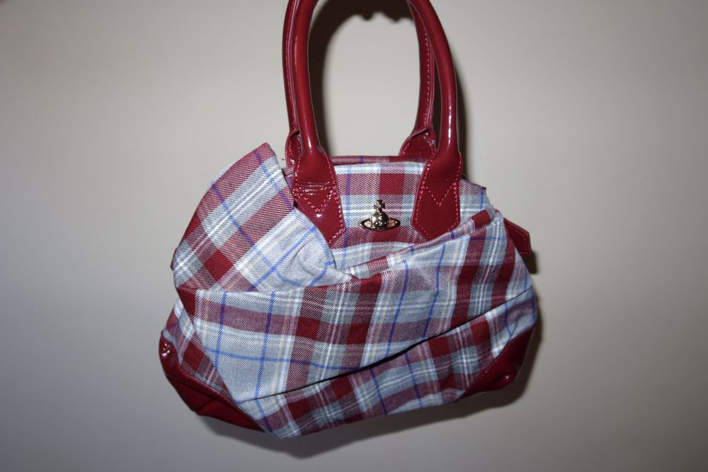 Vivienne Westwood чанта