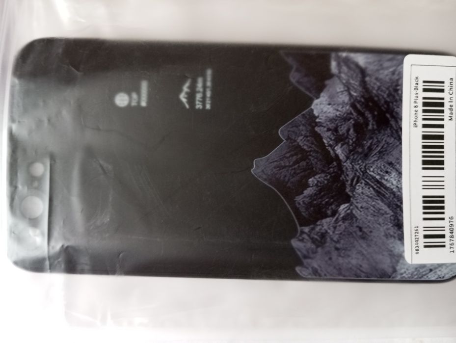 iphone 8 64,gold,sigilat in cutie+husa cadou,noua,sigilata in tipla