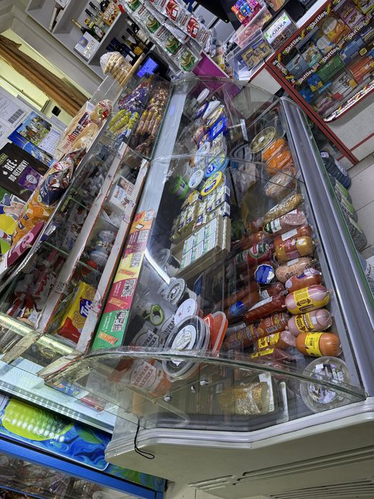 Холодильник витриный