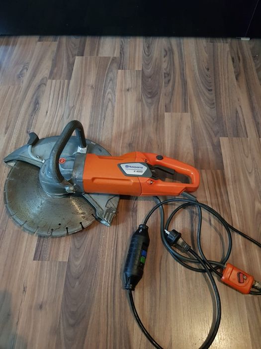Husqvarna K 4000,mașină de tăiat beton,debitat.