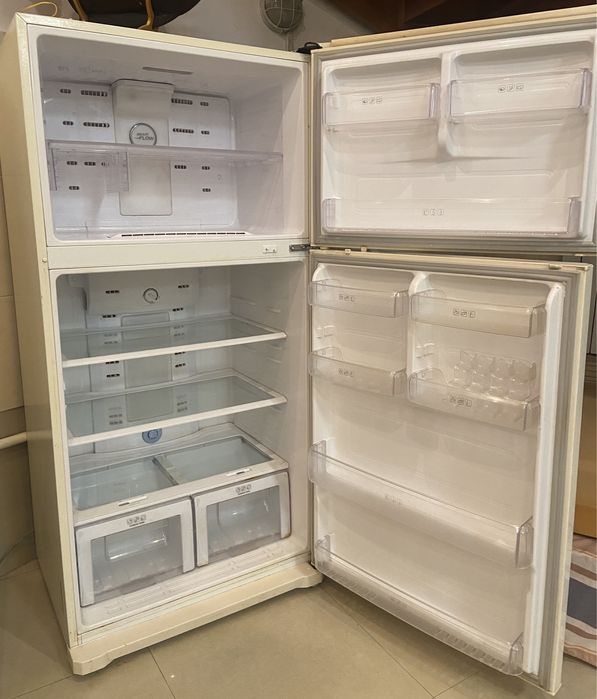 Холодильник Samsung RT-72 SAVB