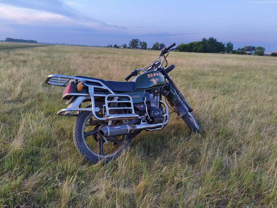 Мотоцикл 200 куб