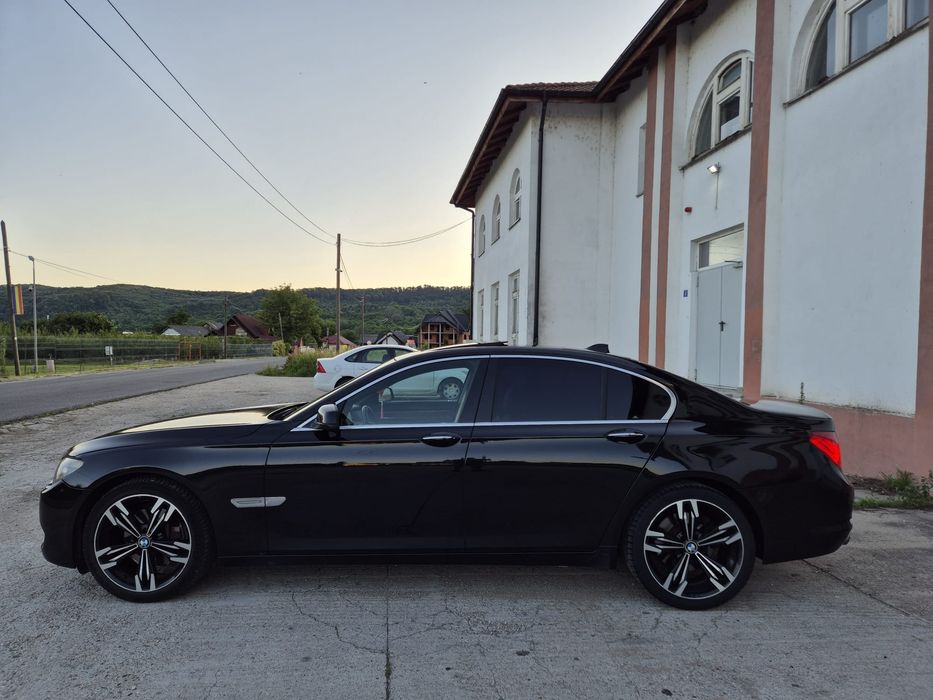 BMW 730d //Trapă 2 Butone 
3.0d 245cp o turbina