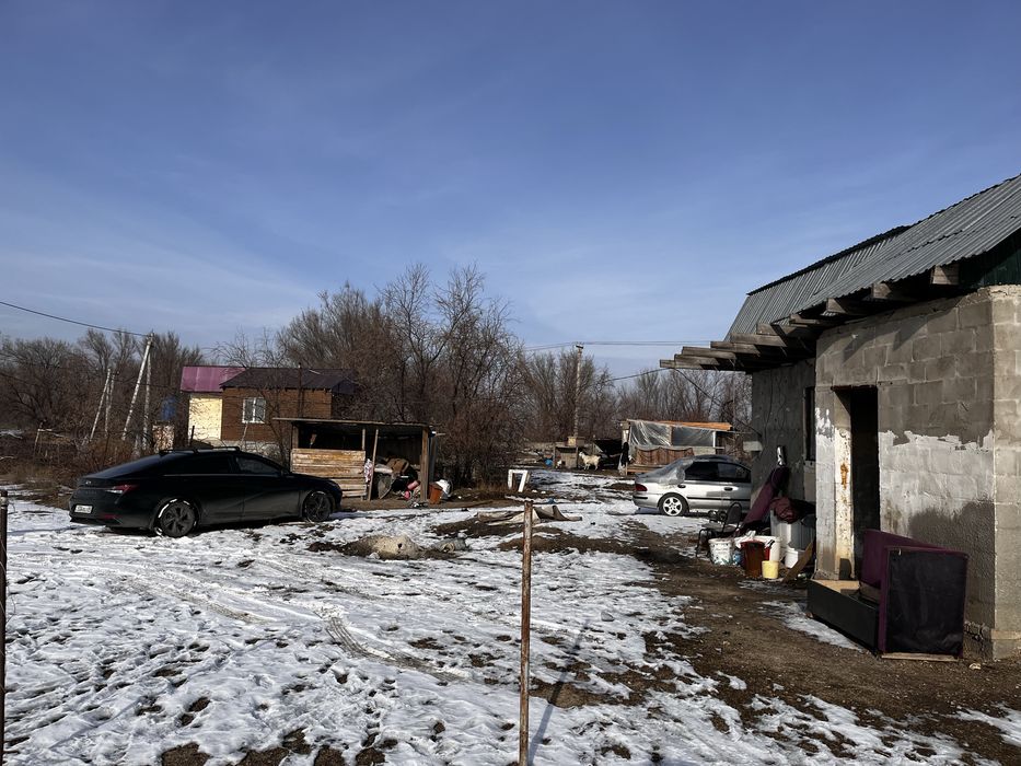 8 соток жер сатылады