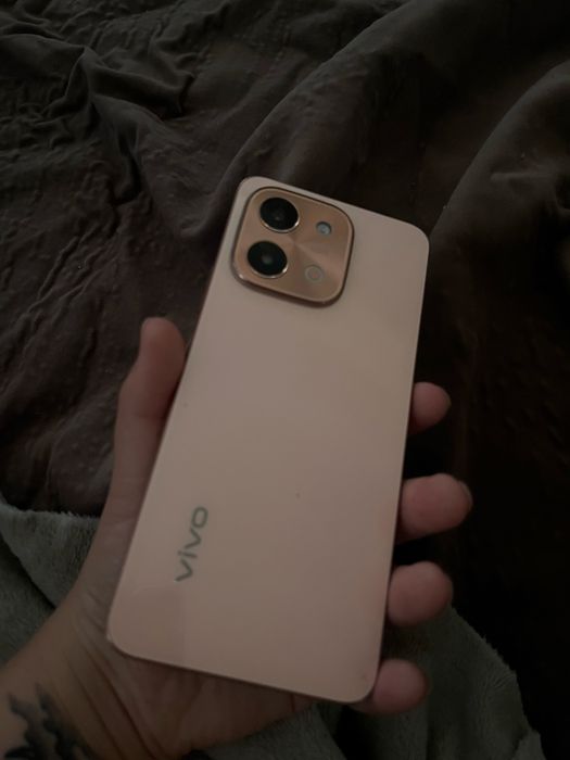 Смартфон Vivo Y28