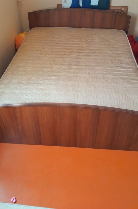 Спалный диван сатылады.