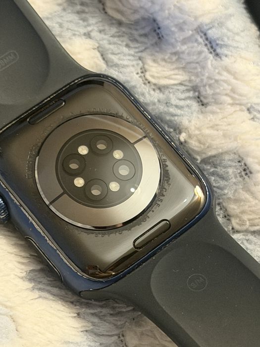 Продам Apple Watch Series 6, 40 мм (Blue)