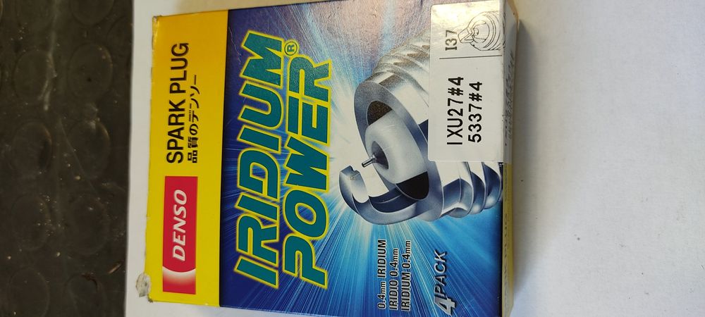 Запалителни свещи Денсо и Бош , Denso iridium power IXU27 , bosch YR6D