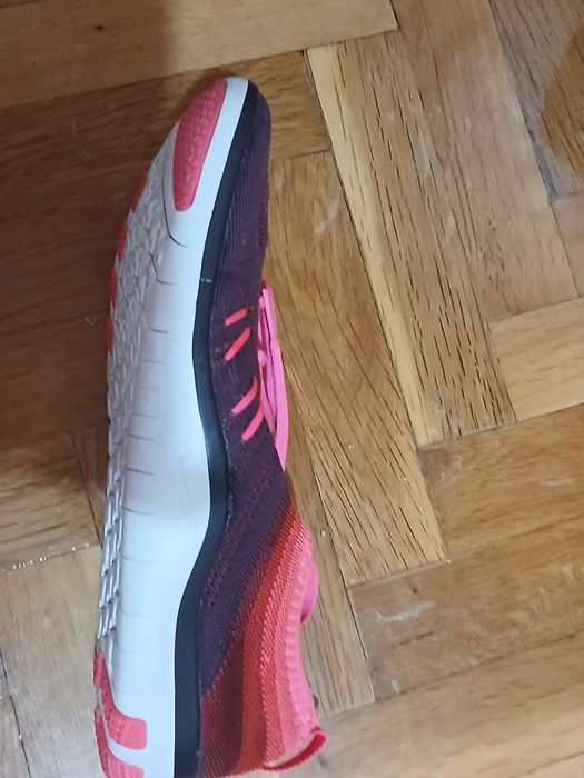 Маратонки NIKE Намаление