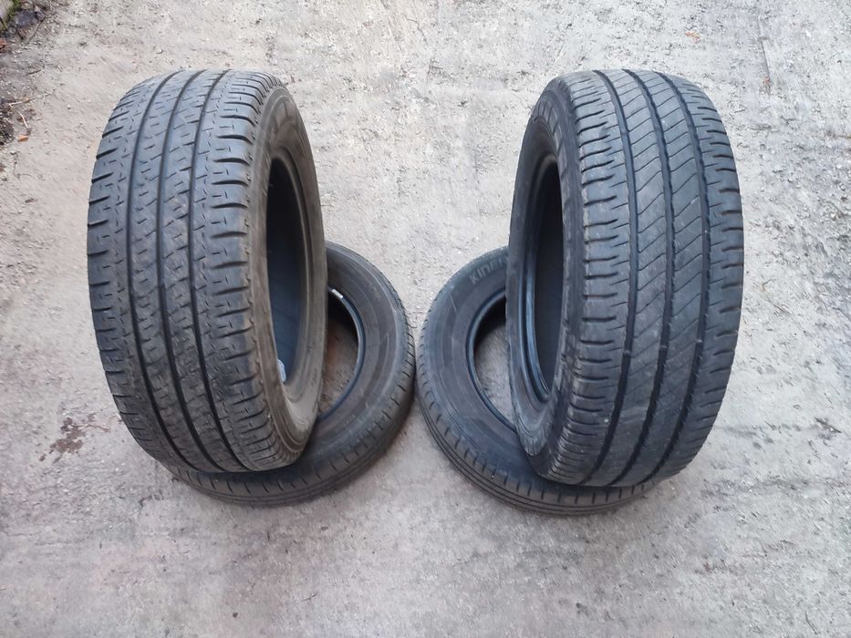 2 бр. 225/65/16C Летни бусови гуми Michelin Agilis