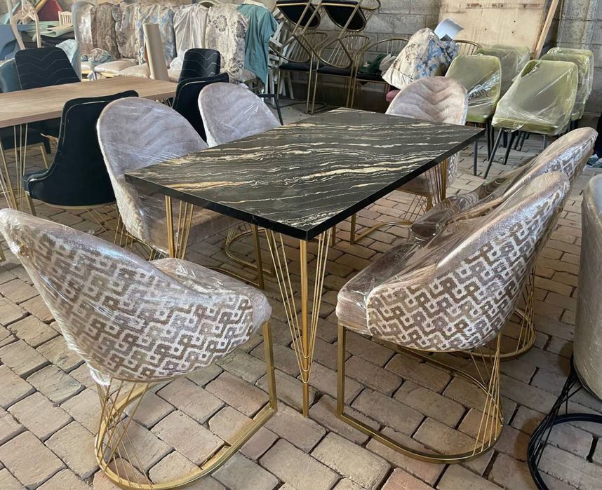 Стол и стуля для сад и баня