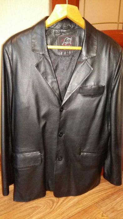 Продам кожаный пиджак. Турция