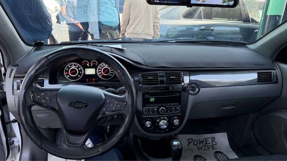 Срочна узимни жентрамни сотаман 2020 йил 105000 Кира килинмаган мошина