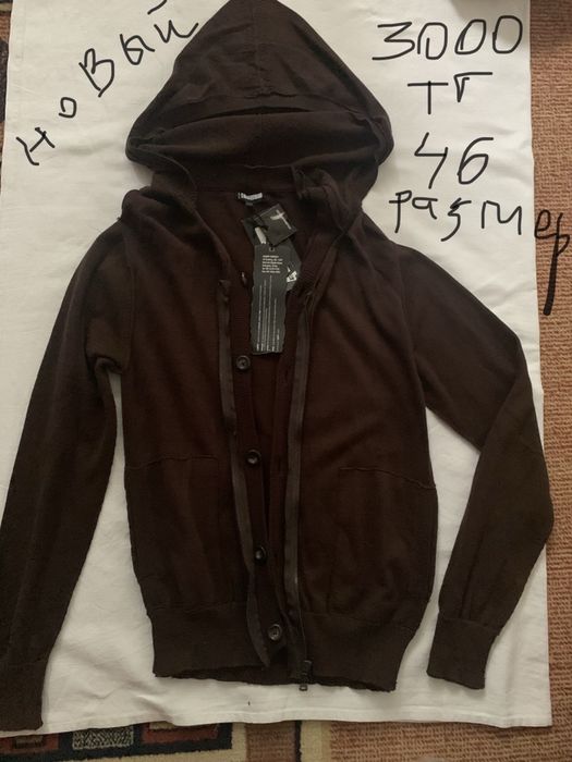 Все вещи новые смотрите 44/46