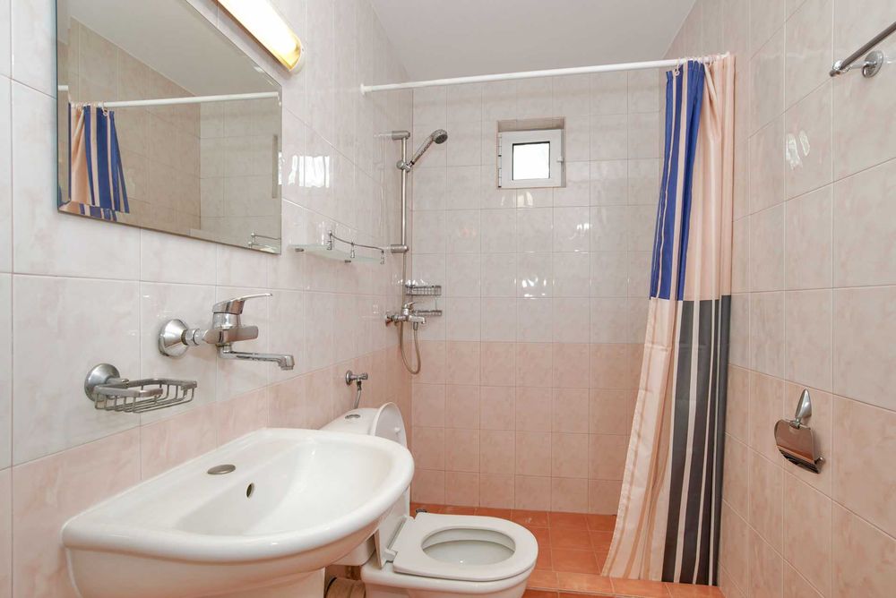 Green Life Villas – Комплекс от 3 вили с басейн до Бургас