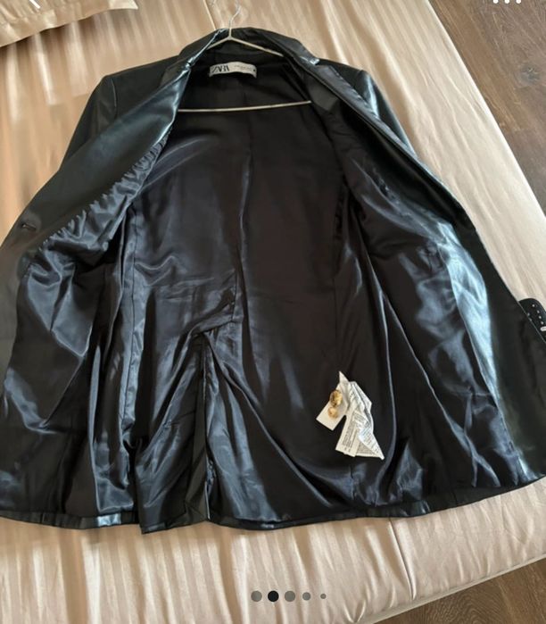 Blazer Zara din piele ecologică