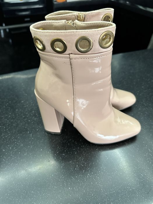 Дамски боти номер 36/37