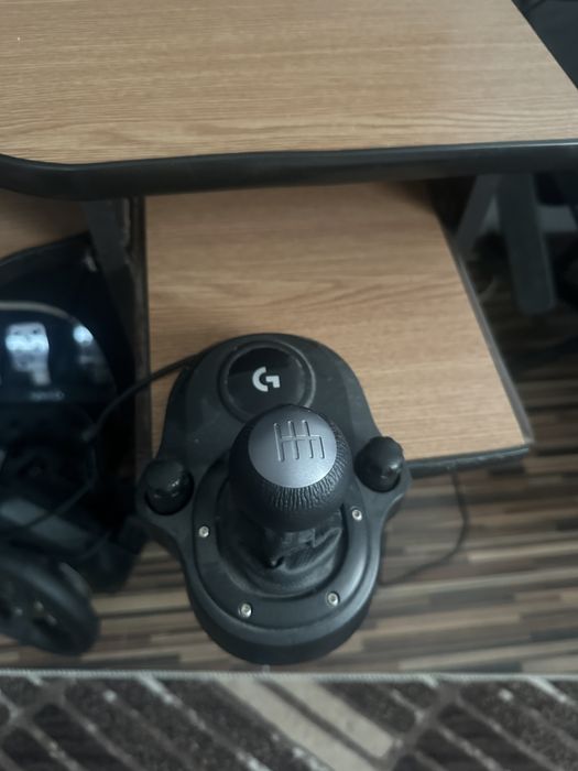 Volan logitech g920 cu pedale si schimbator