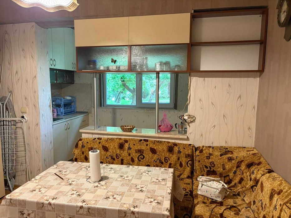 Обзаведен двустаен апатамент в хубав квартал