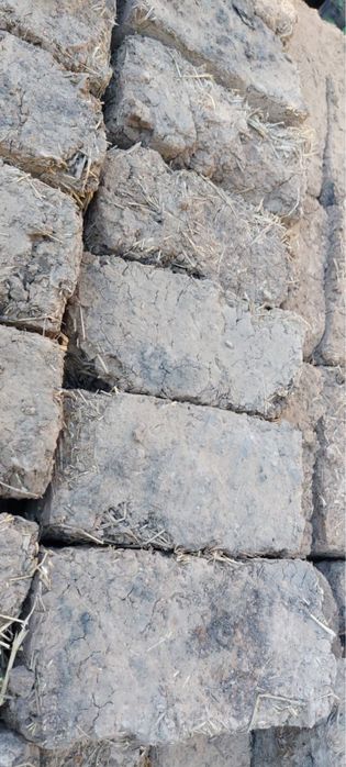 Саман кирпичи отличные