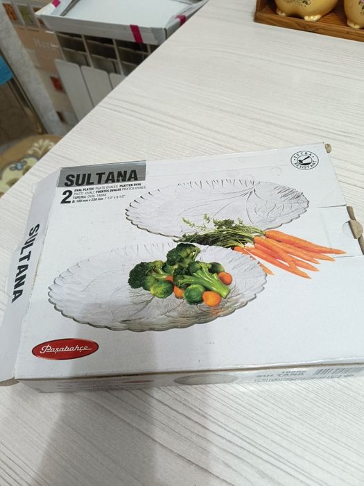 Продам посуду новую