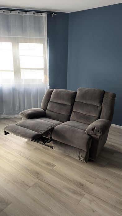 Vând canapea recliner - Mobexpert