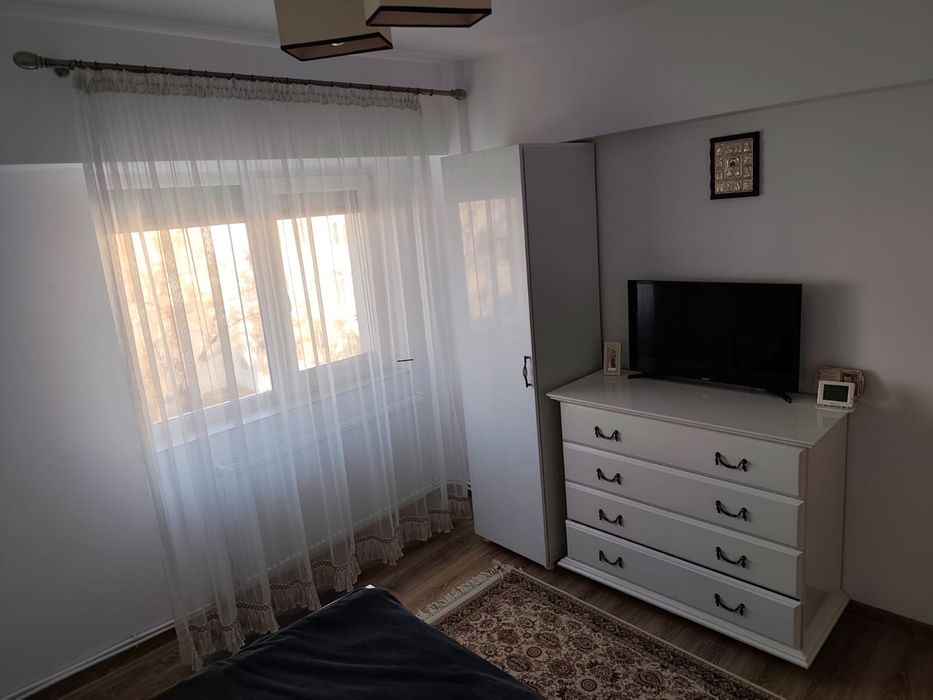 Apartament 3 camere 65 mp