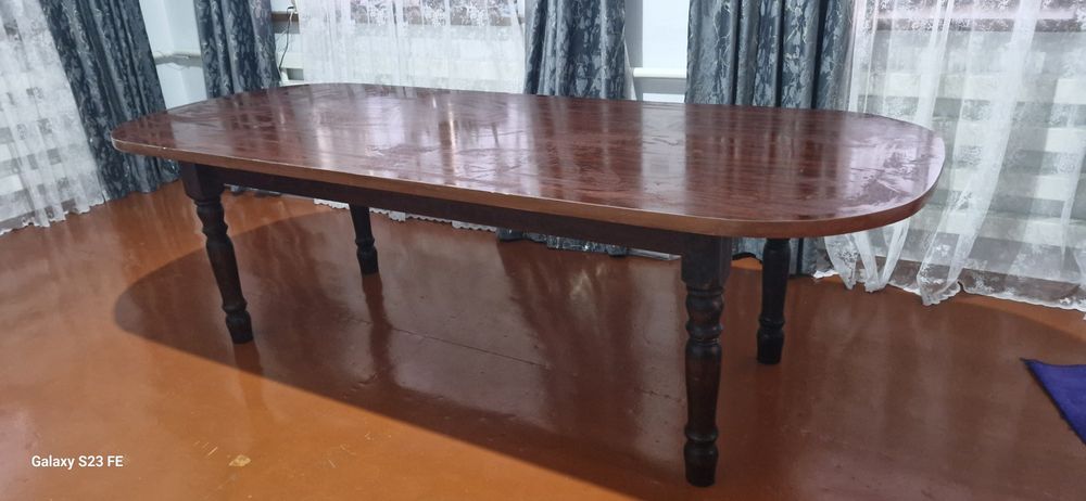 Продам кухонный стол