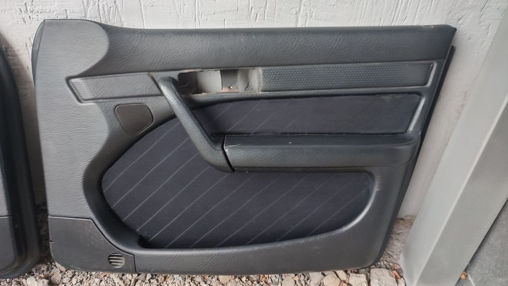 Дверные карты Ауди с4 а6