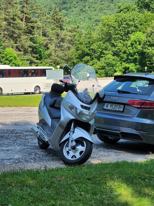 Сузуки     Бърбън