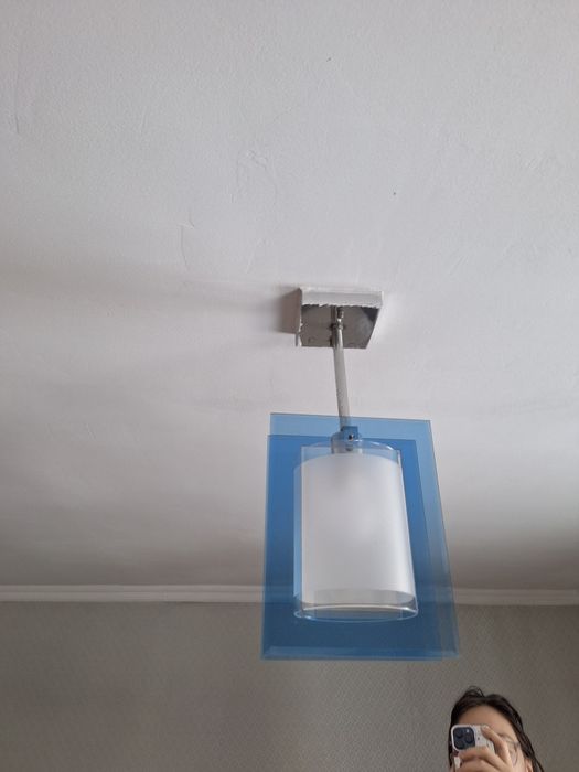 Продам люстру в хорошего состоянии