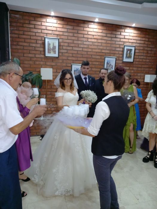 Dj,Sonorizare profesionala,lumini,Fum greu,foto-video