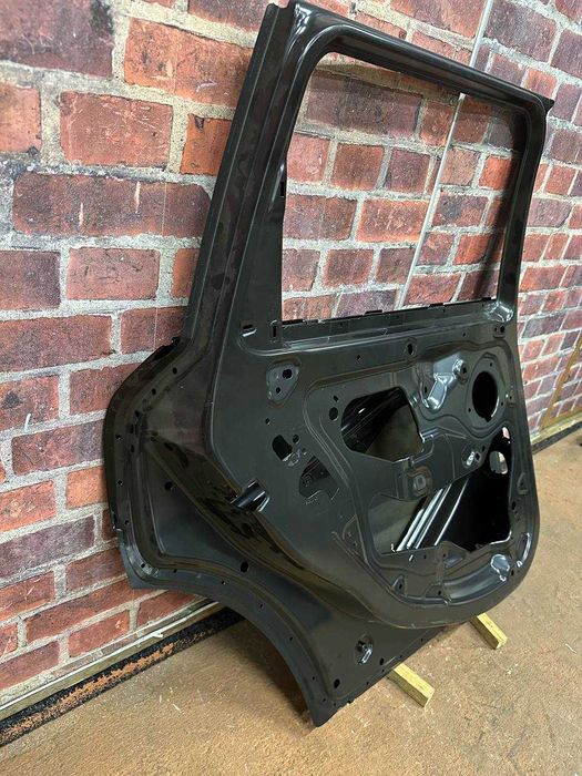 Usa stanga spate BMW MINI Clubman F54