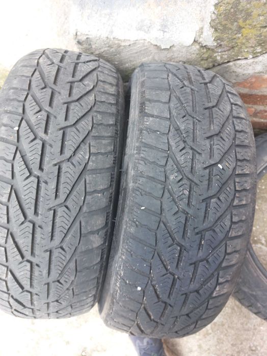 Гуми 16 ки зимни