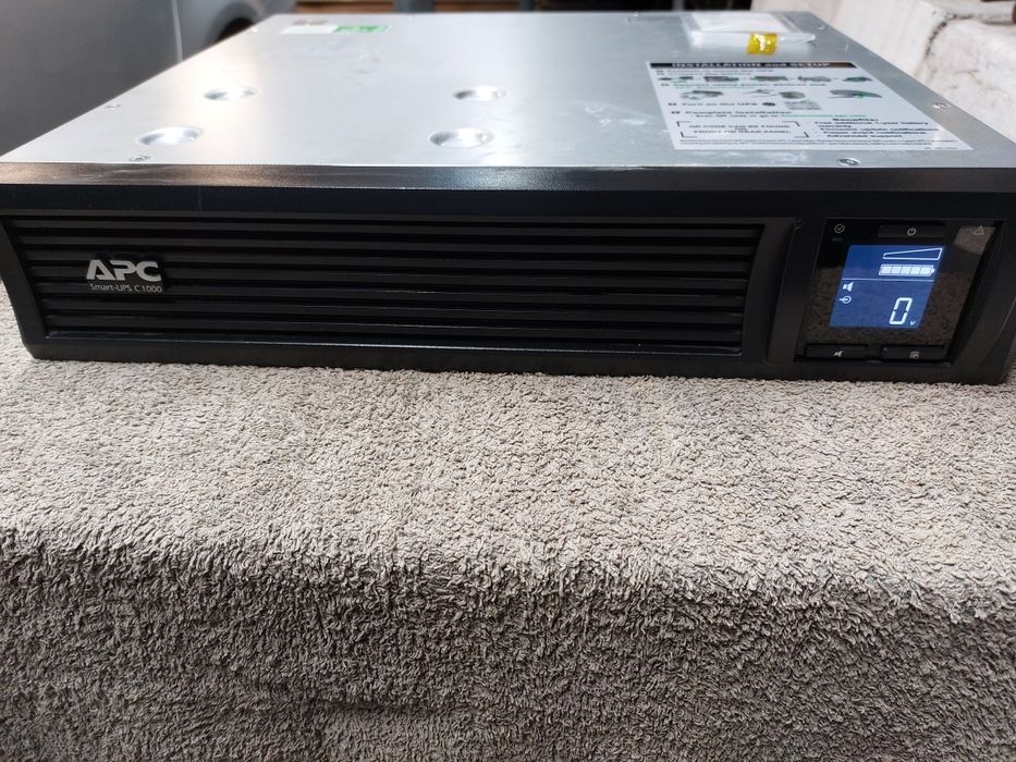 Sursa neintreuptibila APC C1000