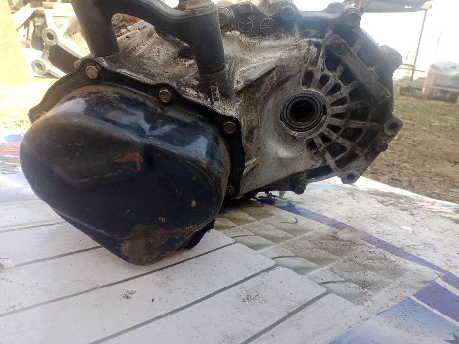 Коробка Мазда 626 переходка