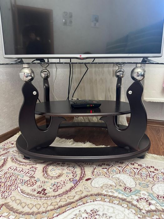 Продам тумба  под Телевизор