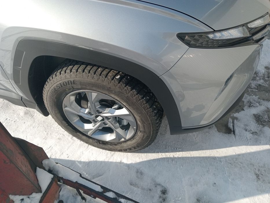 Зимние шины в отличном состоянии!