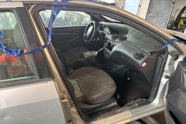 Contact cu cheie Q 68 BA Ford Focus prima generatie (facelift)