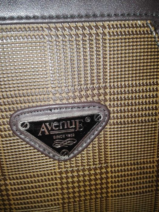 Дамски чанти в отлично състояние