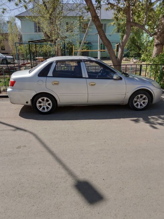 Продам машину Лифан бриз