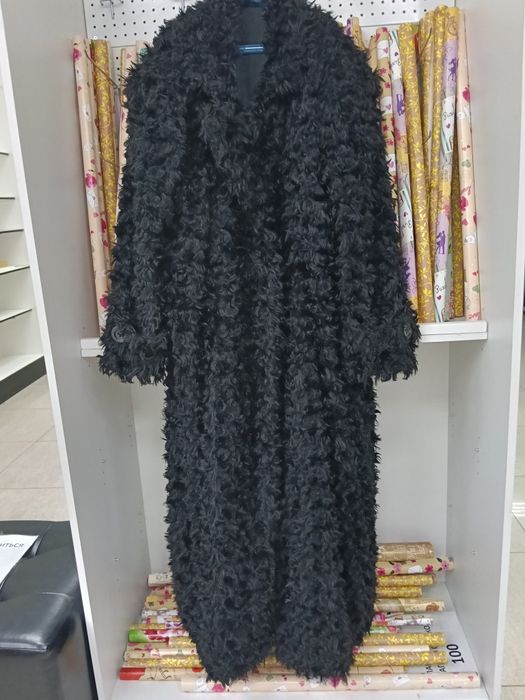 Продам шубу,искусственный мех козы.