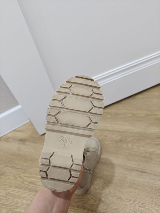 Ботинки детские Zara р.23