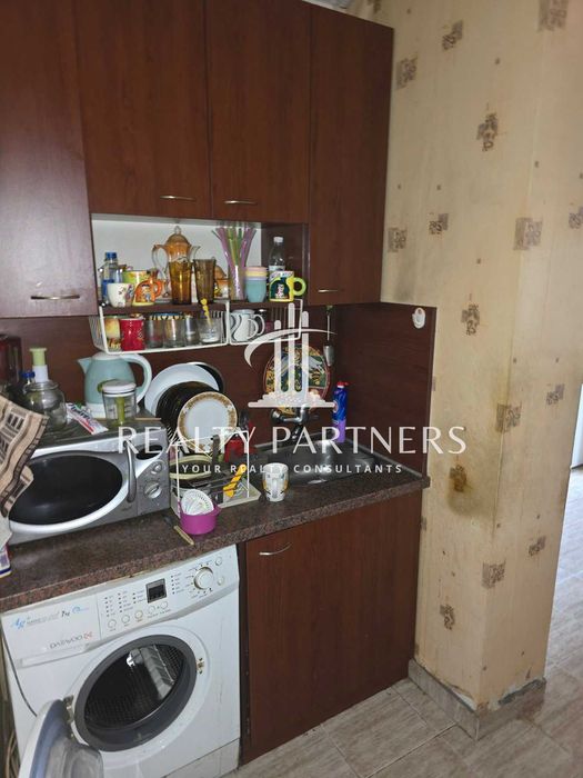 Продава 2-стаен апартамент – кв. Връбница 1, гр. София