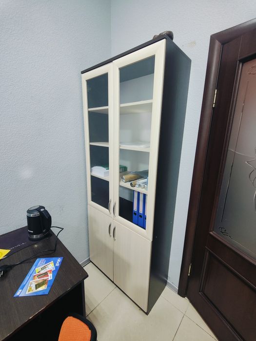 Продам офисную мебель