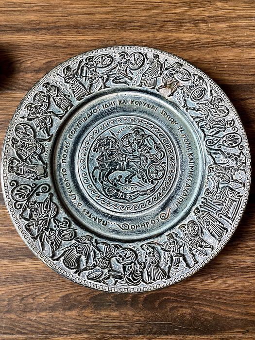 Ръчно изработени гръцка кана и чиния, керамична масивна ваза