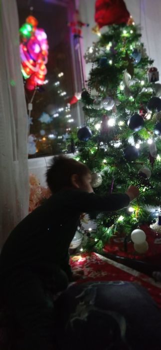 Brad artificial de Crăciun